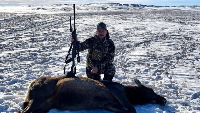 Had a pretty amazing New Years Eve day, and was trying to find success on the very last day of my late season cow Elk hunt.

We’ve been chasing this herd for the whole month of December, put in hundreds of kilometers of scouting and chasing, just to get to the point of being able to pull the trigger on this cow just shy of 400y

All of the sudden they heard something in the distance and the whole herd of 350 elk stood up. We quickly got behind our rifles and picked two cow elk, one for me and one for him, and did a quick 3-count to shoot.

This is my first ever successful elk hunt after 7 years of effort. Whoever thinks that hunting is easy should it give it a try 😉. I was away from my family for days at a time, which is my least favourite part of hunting. I can’t wait for the day when my girls can join me on these awe-inspiring adventures!

Thanks to EM Precision Rifles (Shane and Steve) for building the new lightweight hunting rifle with their EM Pulse action, and International Barrels for the slick hunter carbon barrel. Rounded out with a Triggertech 2-Stage Diamond trigger, and in MDT Sporting Goods HNT26 carbon chassis!

This was also the first confirmed harvest using the soon to be announced Apex Optics Hunter riflescope. The glass is ridiculously nice and the reticle is amazing. Lots of pride for our entire team that helped with this cool new optic!

And last but not least, a huge shout out to my buddy Shawn Rebman of Badlands Precision for being an awesome hunting partner and one of the best guides in the country! Also wanted to thank to Joe and Jesse for coming with us on the last day and being a big part of our success in the last day of the tag!
